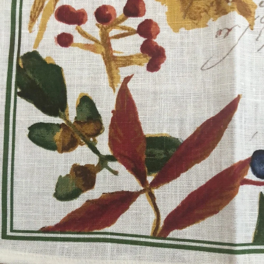 Williams Sonoma Harvest Berry Kitchen Towels with Burgundy Accent Retired 2008